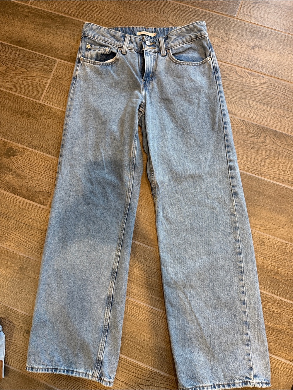Levi’s Superlow Loose Jeans